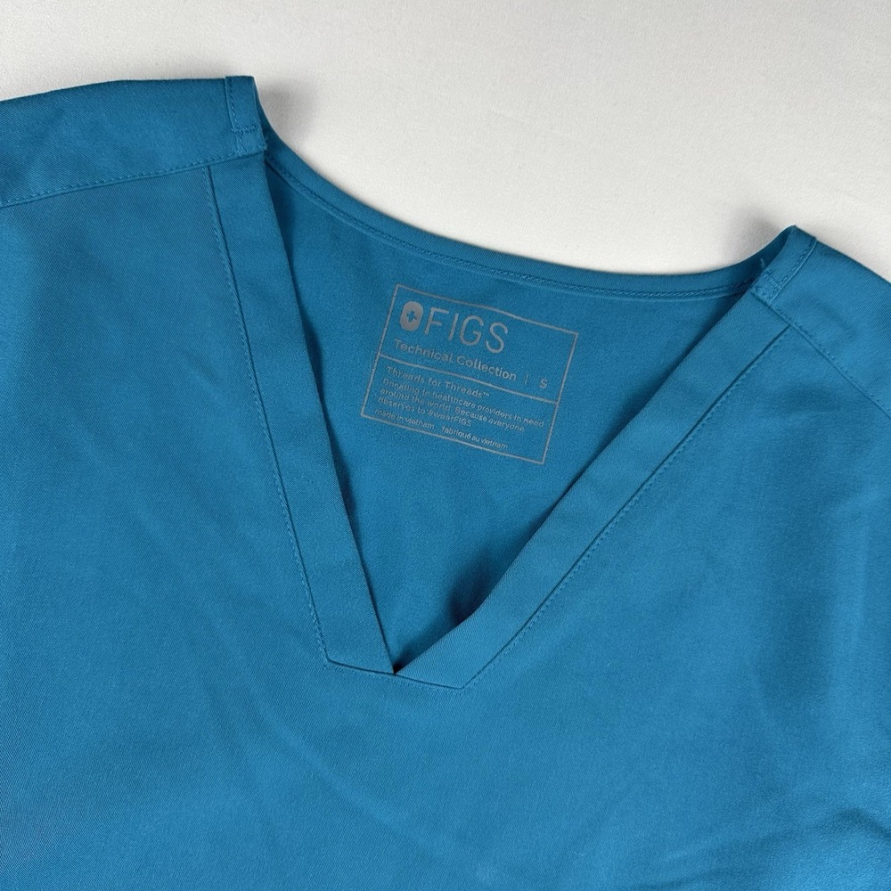 FIGS Technical Collection Scrub Top Womans Small Blue V-Neck 2 Pocket Classic
